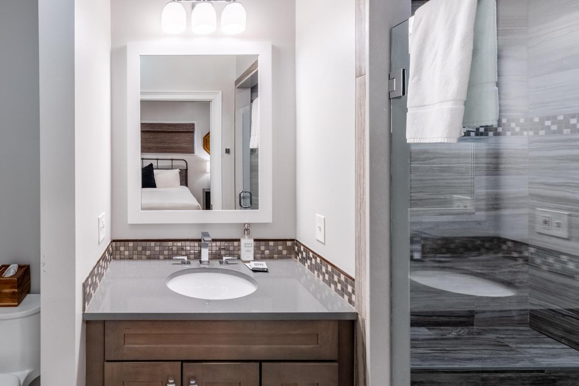 The Newport Lofts - 595 Thames Street Villa Екстериор снимка