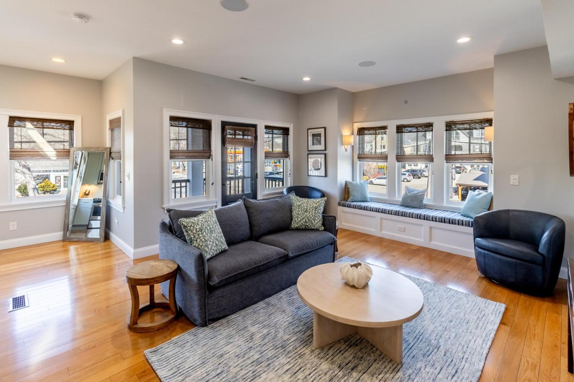 The Newport Lofts - 595 Thames Street Villa Екстериор снимка