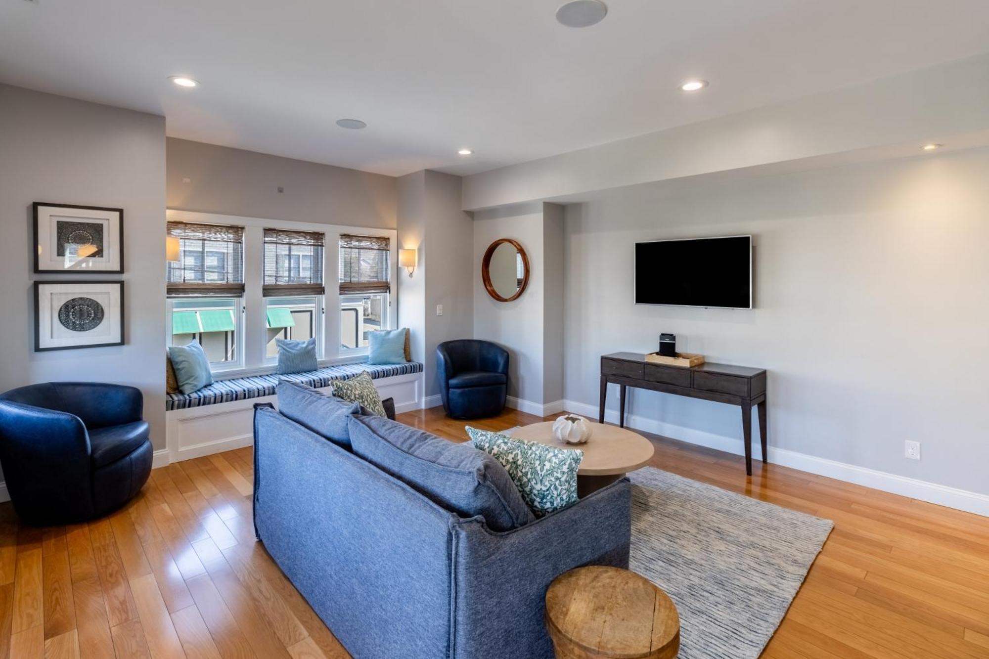 The Newport Lofts - 595 Thames Street Villa Екстериор снимка
